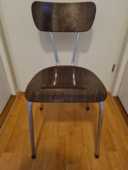 Chaise vintage des années 1960