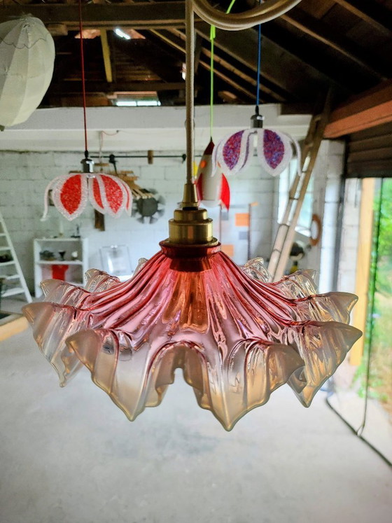 Image 1 of sospensione in vetro opalino rosa