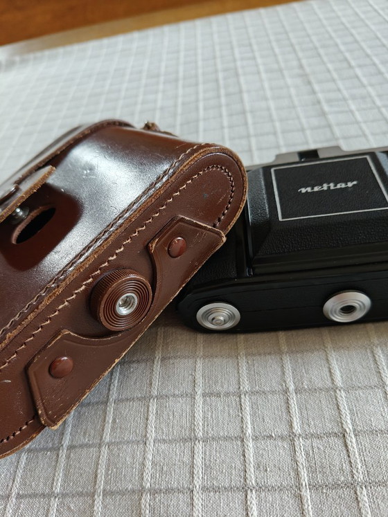 Zeiss Ikon Nettar folding camera – Photography, Glass, Leather (photo 5 of 15)