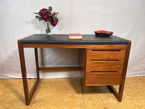 Mid-Century Retro Vintage Teak & Leather Desk – 1960 Stylish | Functional | Freestanding Statement Piece