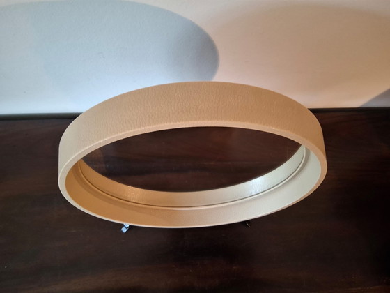 Image 1 of Ronde spiegel met opstaande kunststof rand, leder nerf structuur j 70