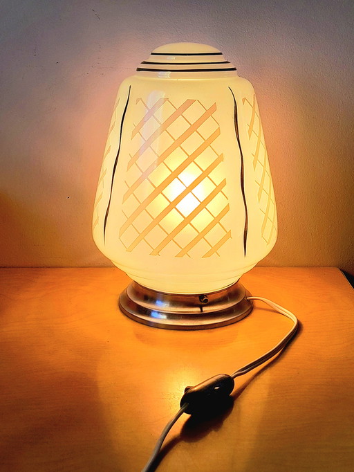 Lámpara de cristal opalino Art Déco