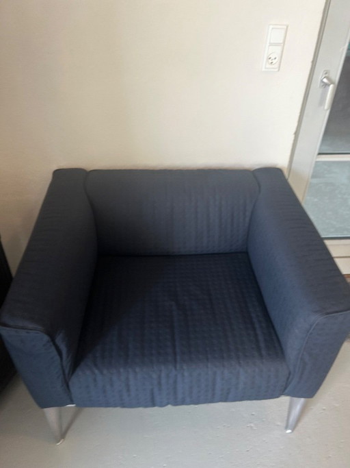 2 sillones Arper Sean Lounge - Azul oscuro