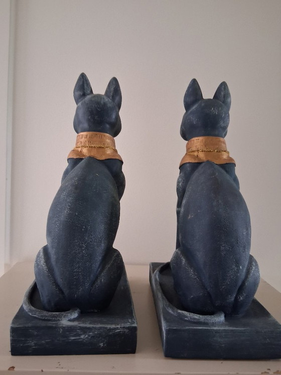 Image 1 of Set di statue di gatti egiziani (plastica) che rappresentano la dea Bastet