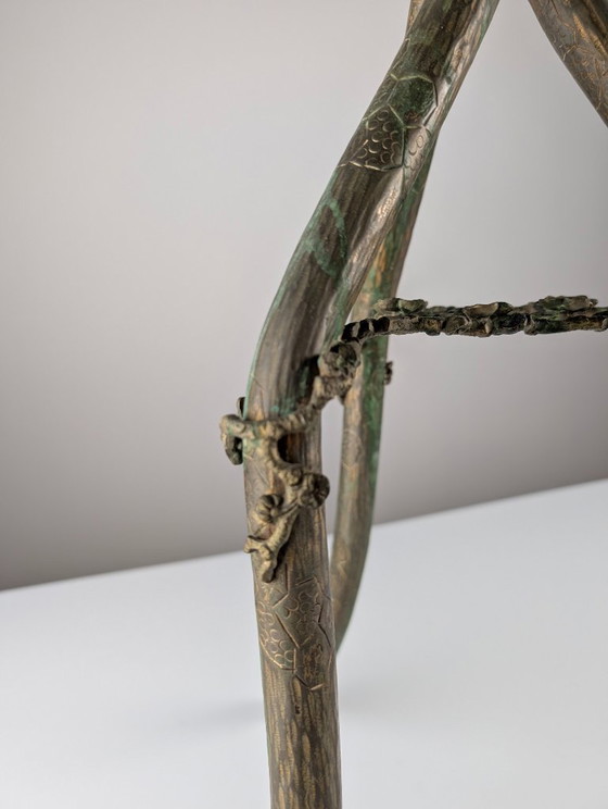 Image 1 of Mesa japonesa Art Nouveau de la década de 1920, de bronce y latón con motivo de libélula.