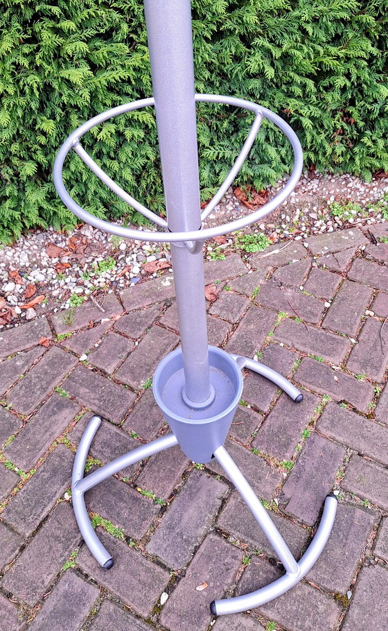 Image 1 of Garderobe