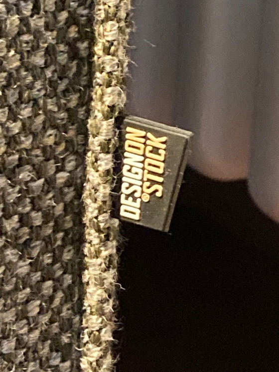 Image 1 of Design on Stock Bank Aikon Lounge