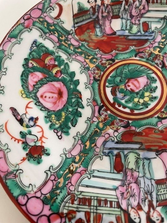Plato decorativo de porcelana china antigua con medallón de rosa – Loza, Porcelain (photo 4 of 8)