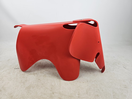 Image 1 of Vitra Elephant Plastique dur Rouge