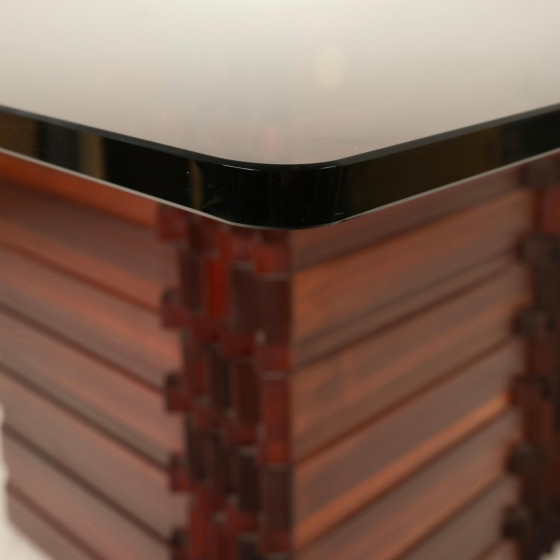 Table "Diamante" en padouk africain de style brutaliste par Luciano Frigerio avec plateau en verre, 1970 (photo 26 of 26)
