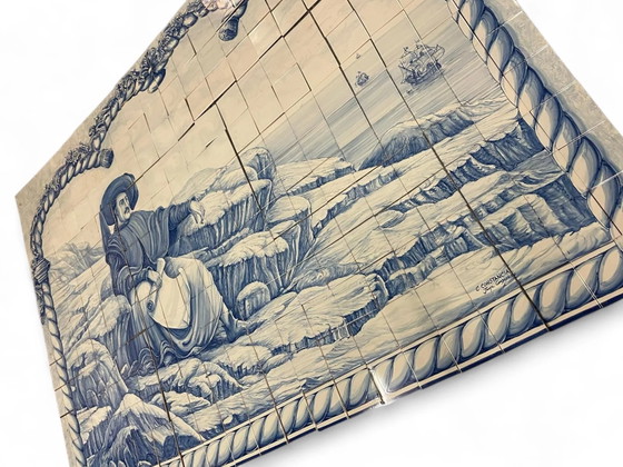 280 piastrelle Azulejos dipinte a mano / Enrico il Navigatore di C. Constantia / Jorge Gardoso 1996 / (photo 7 of 12)