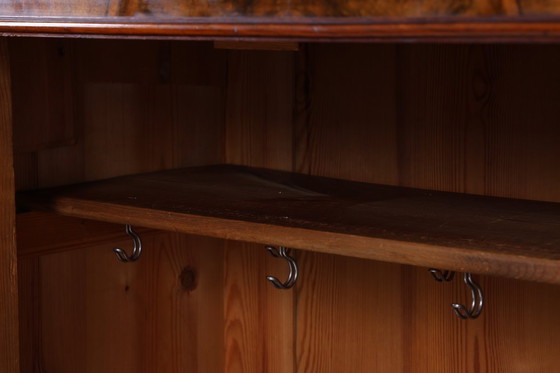 Image 1 of Bellissimo guardaroba in stile guglielmino | antico armadio a cassetti guardaroba retrò armadio portabiancheria in legno #05-98