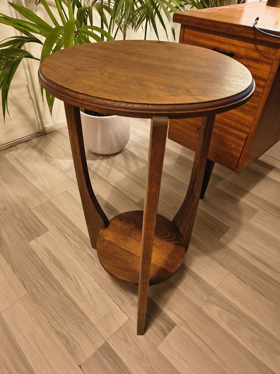 Image 1 of Tavolino laterale o tavolino portavasi in legno