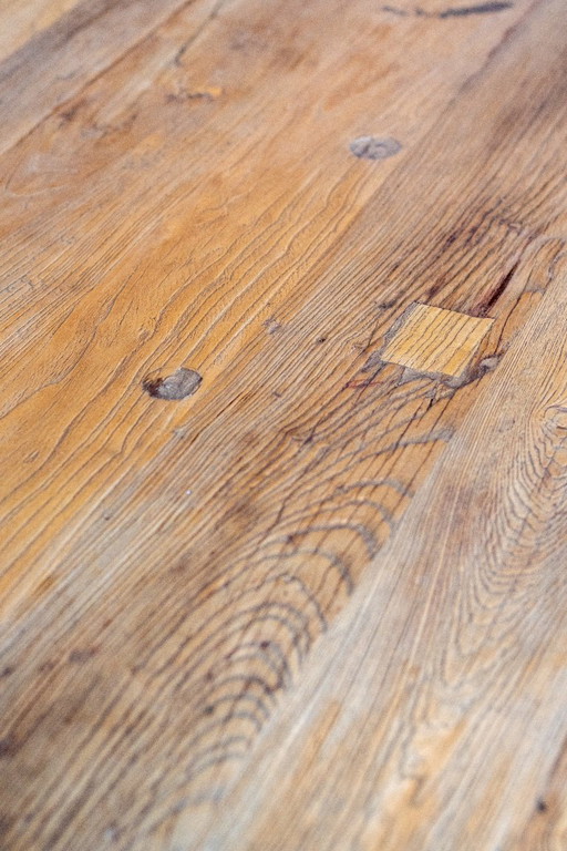 Unieke leeftafel Meneer van Hout – Oud van Hout