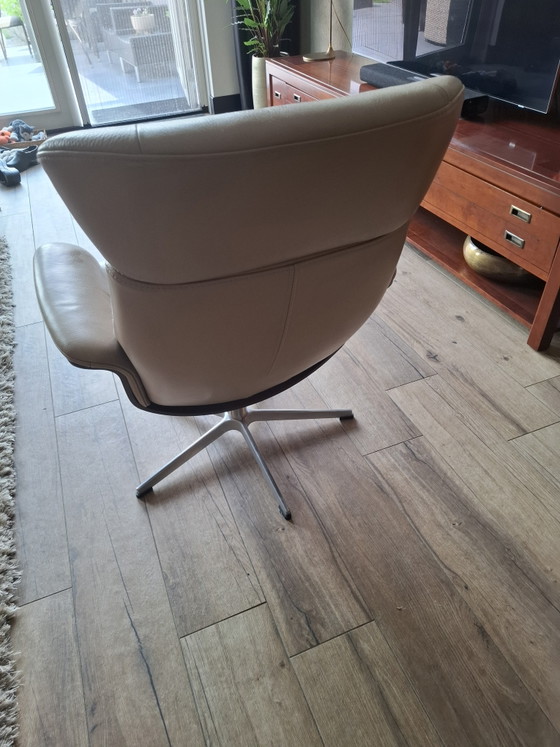 Image 1 of Conform time out fauteuil 