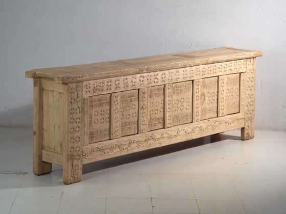 Antique carved low sideboard in fir wood – China, circa 1930 (photo 2 of 40)