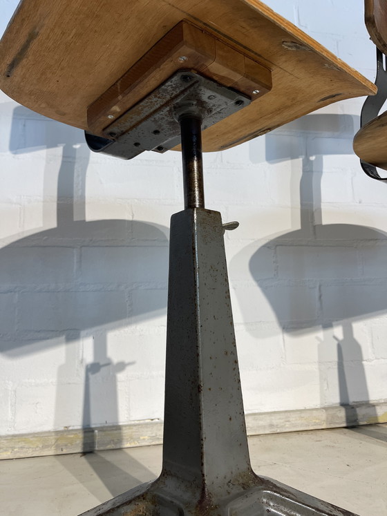 Image 1 of Singer chairs stools vintage industrial