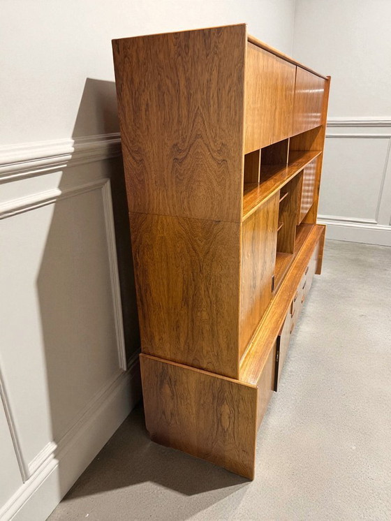 Image 1 of Armario de pared de palisandro – sólido y de estilo de mediados de siglo – 246 cm