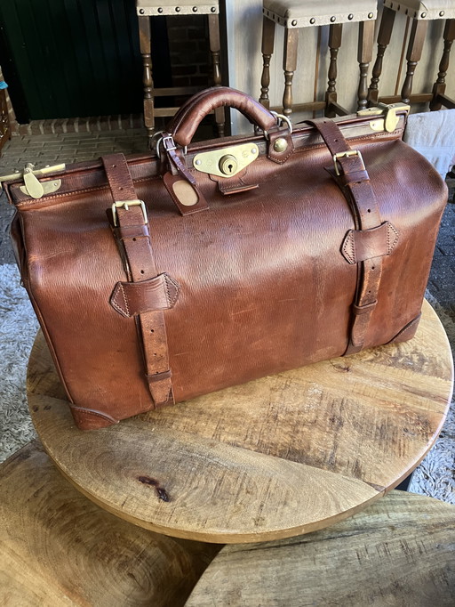 Unique Antique English Gladstone Bag ca. 1920