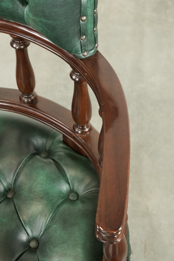Image 1 of Fauteuil de bureau Chesterfield classique en cuir de vachette vert flammé / fauteuil d'appoint
