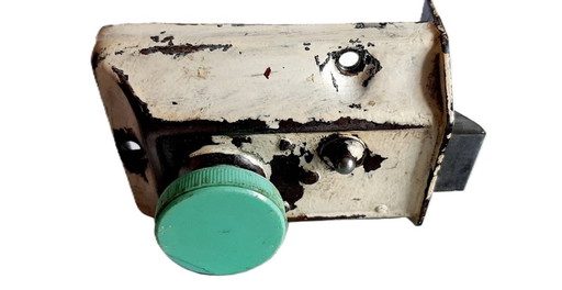 Vintage slot, grendel