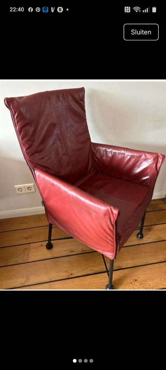 Image 1 of 4 eetkamerstoelen Geraldine rood leer op wieltjes 