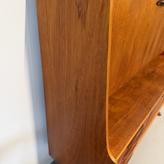 Vintage Sideboard cabinet •Austinsuite UK• – Wood (photo 9 of 15)
