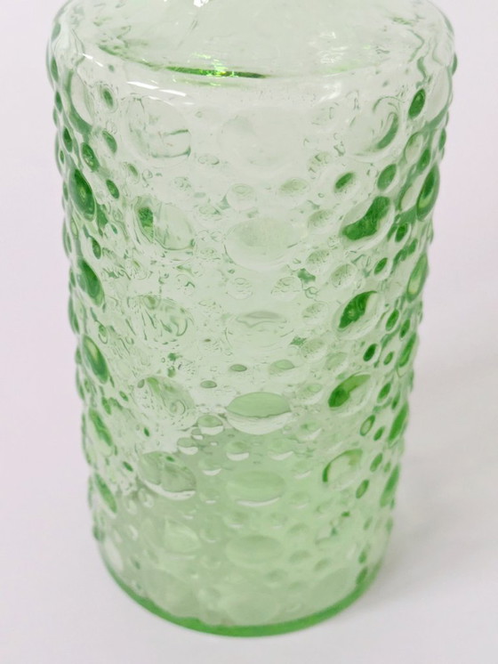 Image 1 of Jacinthe vaas uit het midden van de vorige eeuw | Groen spijkerglas | Duitsland, jaren 70