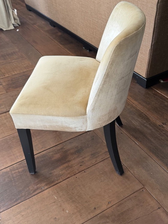 Image 1 of Tavolo da pranzo su misura in legno di macassar abbinato a 8 sedie e tappeto iraniano coordinato.