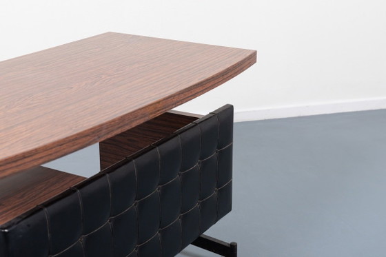 Image 1 of Italiaans modern bureau uit het midden van de 20e eeuw, uit de jaren 60.