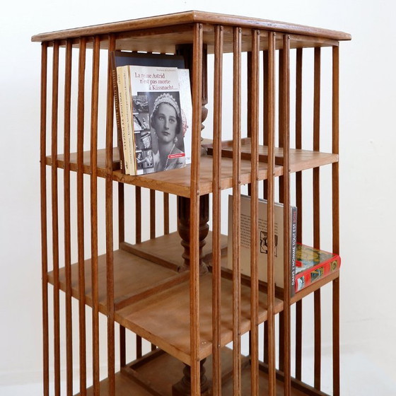 Image 1 of Antigua librería giratoria de principios del siglo XX