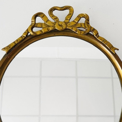 Vintage barocker runder Messing-Bügelspiegel im Hollywood Regency-Stil der 1960er Jahre