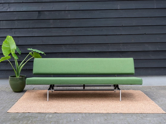 Martin Visser Spectrum BR02 Daybed | Green Wool (photo 2 of 12)