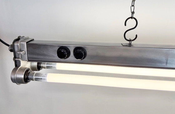 Image 1 of Industriële, gepolijste hanglamp met buisvormige armatuur, jaren 70