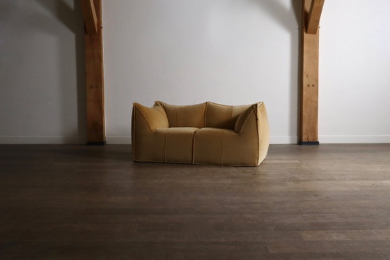 Le Bambole sofa in velvet By Mario Bellini For B&B Italia, 1970s, 2 seaters, Beige, Vintage (photo 13 of 17)