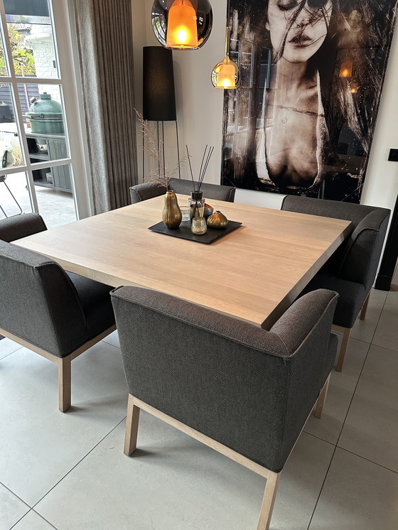 Image 1 of Grey7 Design Tafel 140X140 met 4 fauteuils (Ontwerp Bertram Beerbaum)