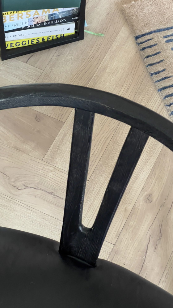 Image 1 of 7 chaises Wishbone sur mesure