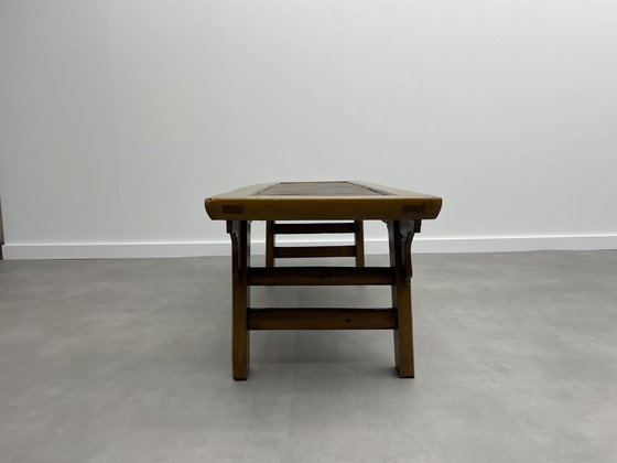 Image 1 of Vintage Chinese houten bank  