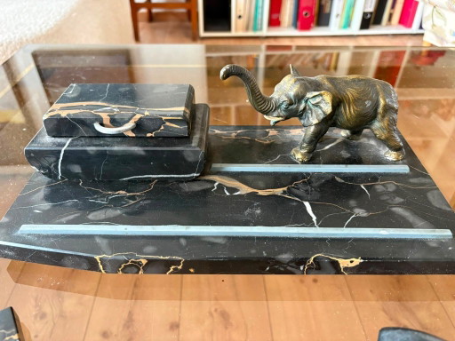 Set da scrivania Art Déco Portoro in marmo e bronzo con elefante (anni '20) – decoratieve objecten, Bronze, Marble