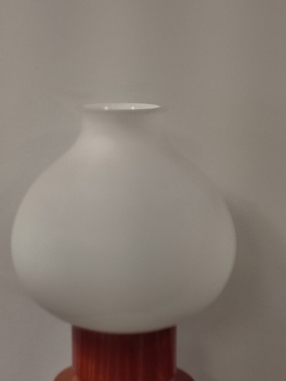 Image 1 of Lampe vintage avec pied en bois