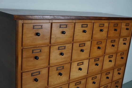 Image 1 of Mobiletto da farmacia/mobiletto da officina industriale olandese in faggio, circa anni '50