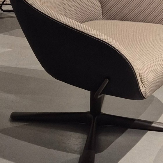 Image 1 of Draaifauteuil Hoog Avia met Hocker