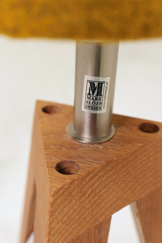 Image 1 of Paire de lampes jaune moutarde moderne design teak wood1960