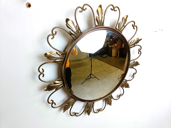 Image 1 of Miroir vintage en laiton ensoleillé 1960s