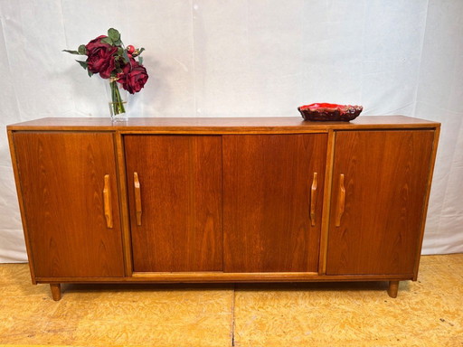 Mid-Century Retro Vintage Teak Sideboard - 1960er Jahre Platz sparende Eleganz