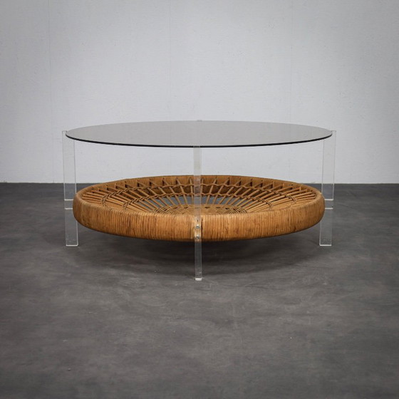 Image 1 of Vintage Round Coffee Table with Rattan Basket (1970s)