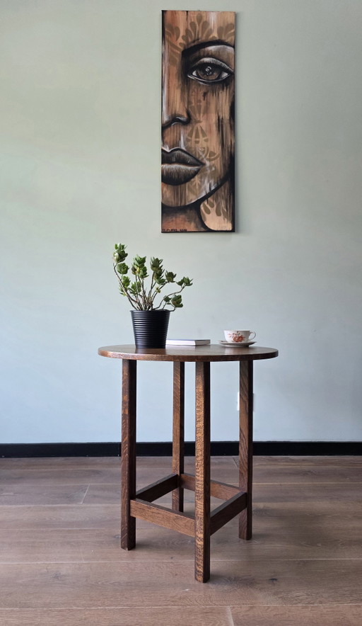 Exclusive Amsterdam School side table – Solid quarter-sawn oak – ca. 1930s