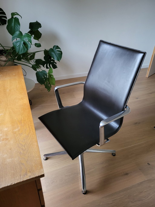 Icf Office Chair, Model Kuna. High Back, Swivel Chair With 4 Legs. Chair Materials: Brown Leather And Aluminum