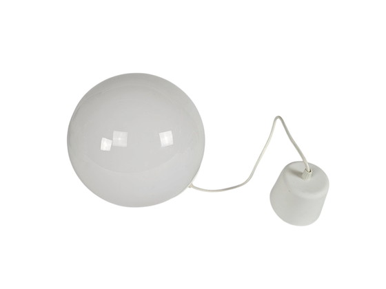 Image 1 of Happy Lights - Vintage Hanglamp - Globe - Ochtendnevel - Opaalglas - Metaal - 70's