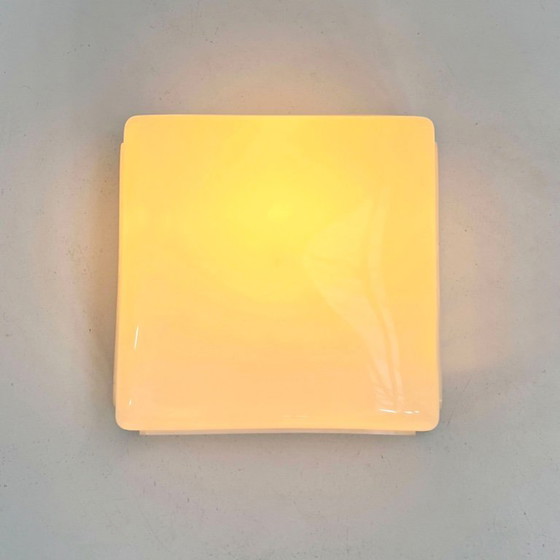 Image 1 of White Cnosso Wall Lamp by Angelo Mangiarotti for Artemide, 1960s